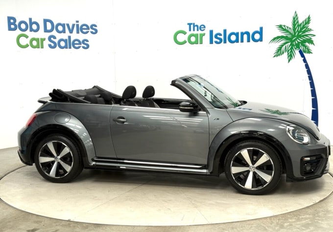2025 Volkswagen Beetle