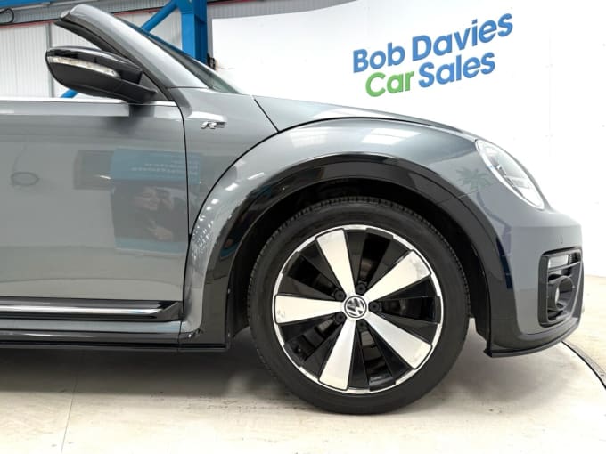2025 Volkswagen Beetle