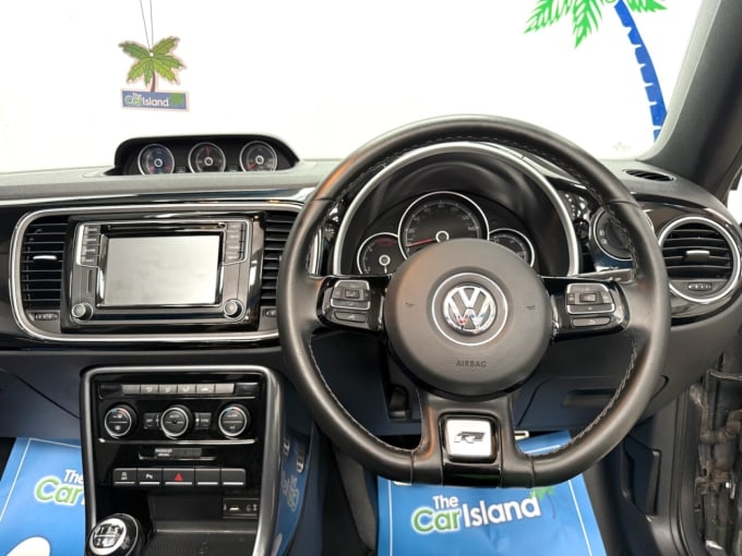 2025 Volkswagen Beetle