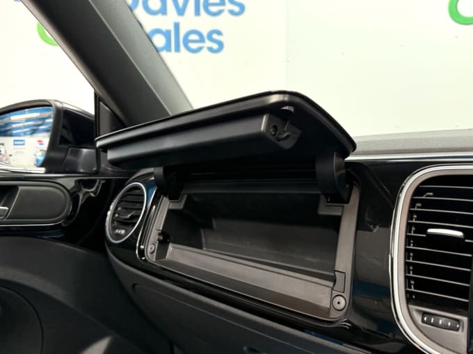 2025 Volkswagen Beetle