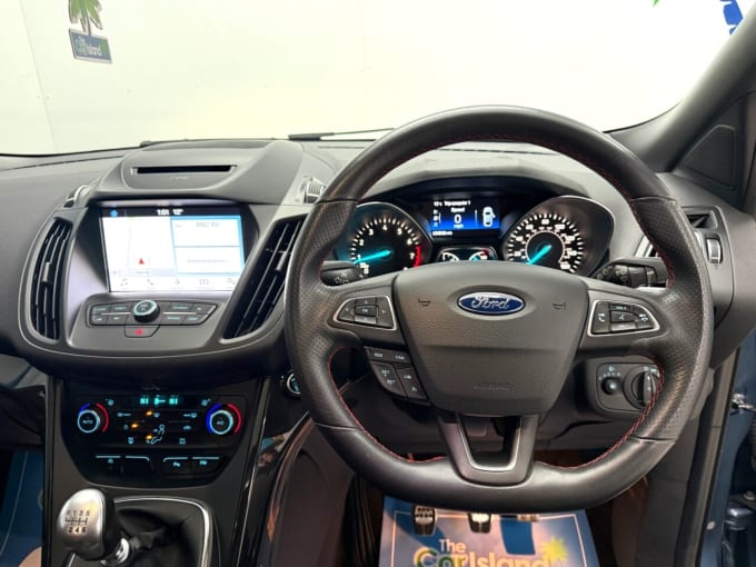 2025 Ford Kuga