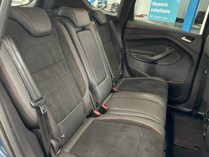 2025 Ford Kuga