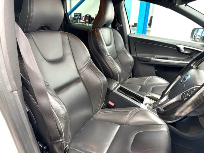 2025 Volvo Xc60