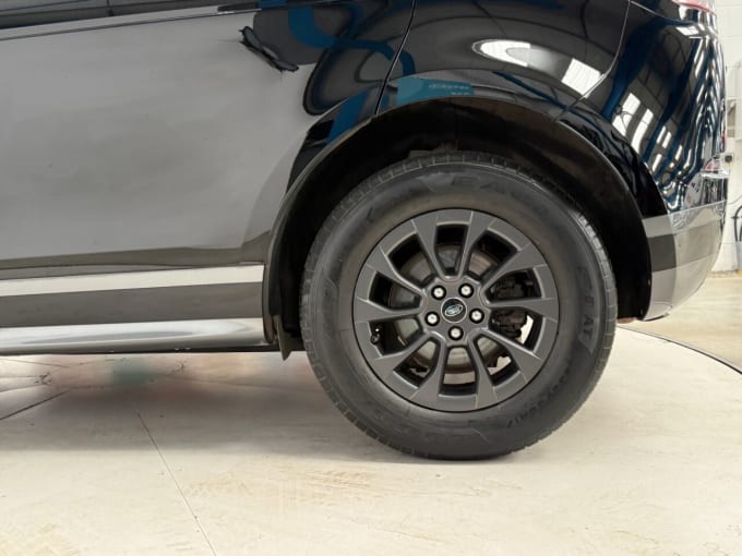2025 Land Rover Range Rover Evoque