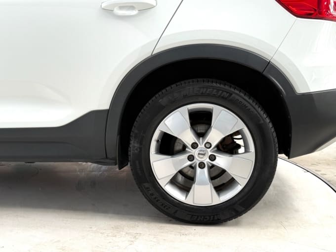 2025 Volvo Xc40