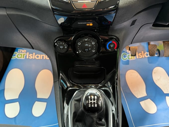 2017 Ford Fiesta