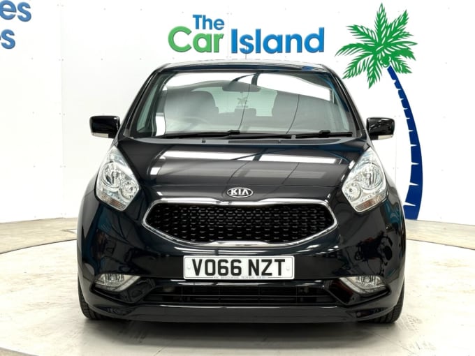 2025 Kia Venga