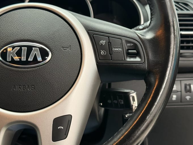 2025 Kia Venga