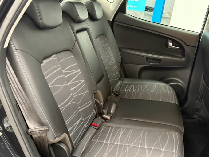 2025 Kia Venga