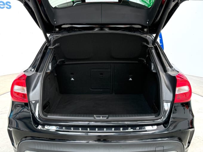 2025 Mercedes-benz Gla