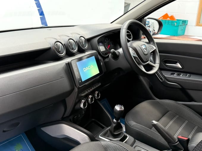 2025 Dacia Duster
