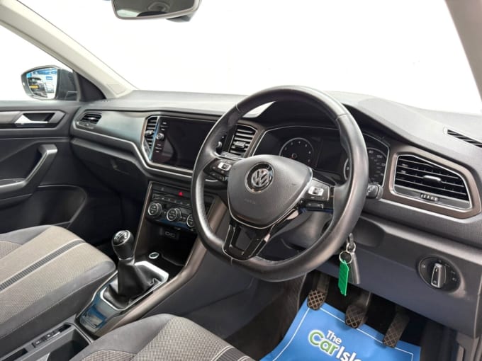 2025 Volkswagen T-roc