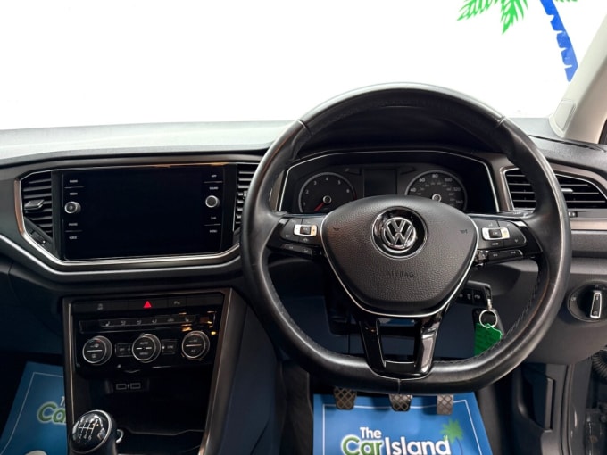 2025 Volkswagen T-roc