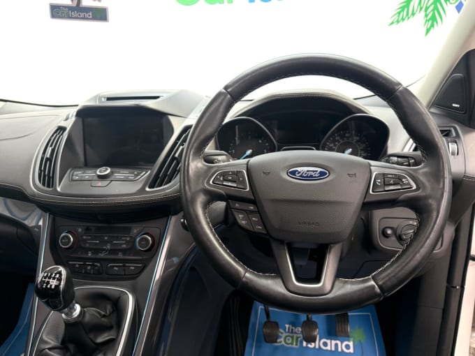 2025 Ford Kuga