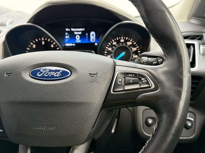 2025 Ford Kuga
