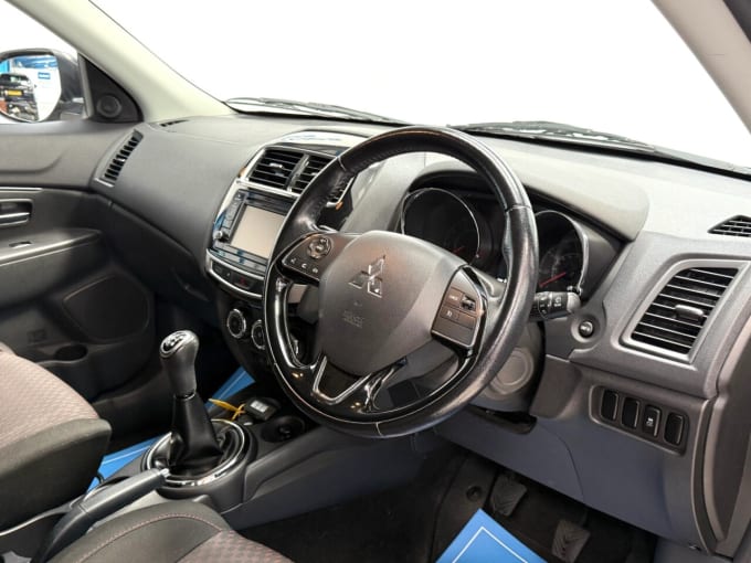 2025 Mitsubishi Asx
