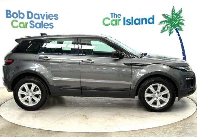 2025 Land Rover Range Rover Evoque
