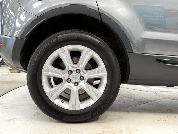 2025 Land Rover Range Rover Evoque
