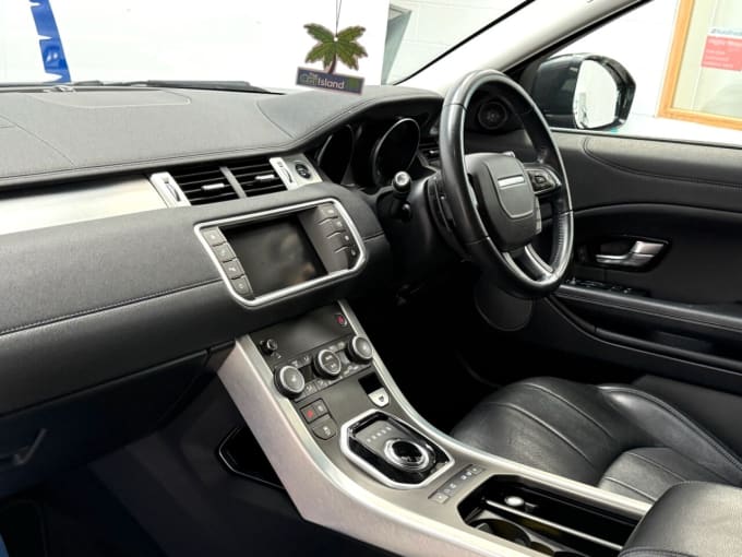 2025 Land Rover Range Rover Evoque