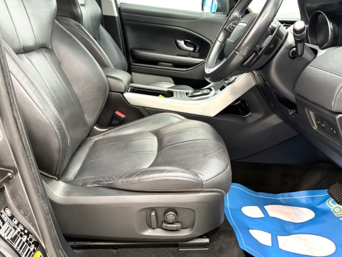 2025 Land Rover Range Rover Evoque