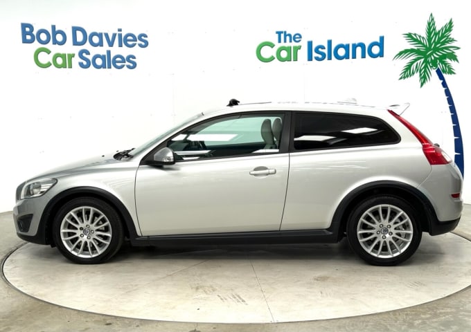 2025 Volvo C30