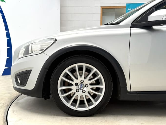 2025 Volvo C30