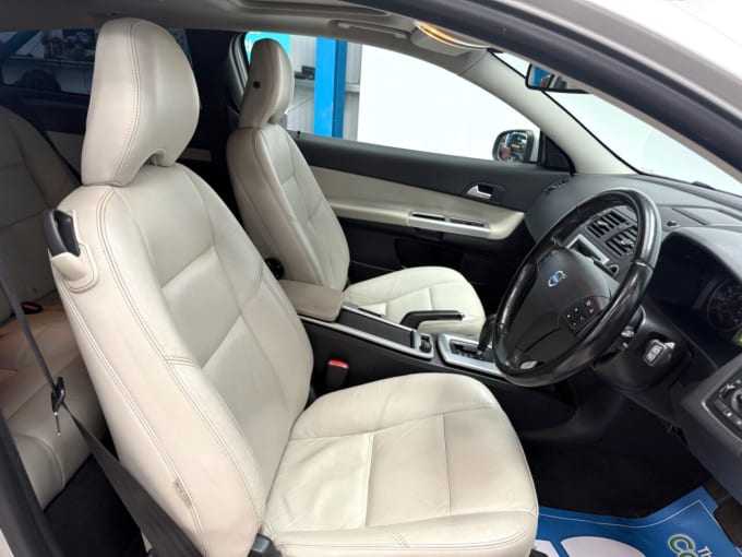 2025 Volvo C30