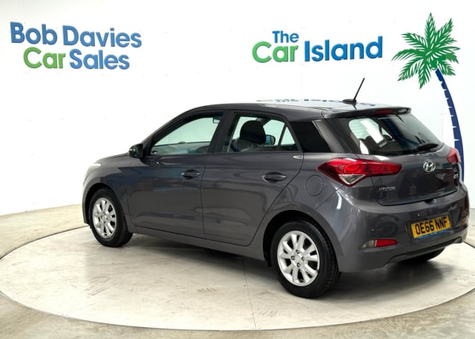 2025 Hyundai I20