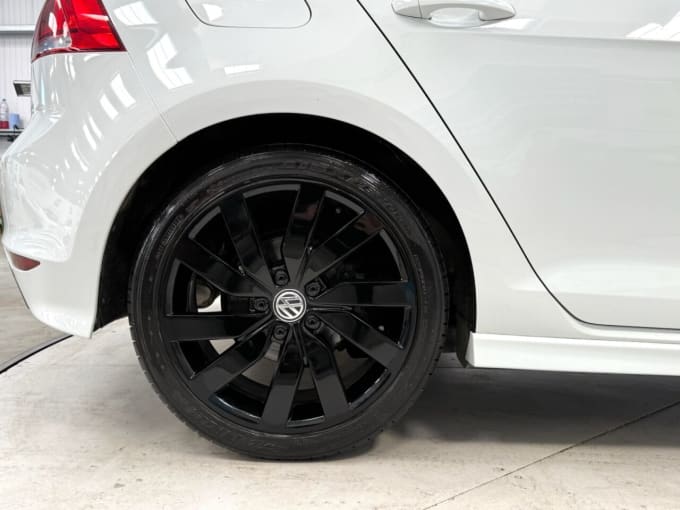 2025 Volkswagen Golf