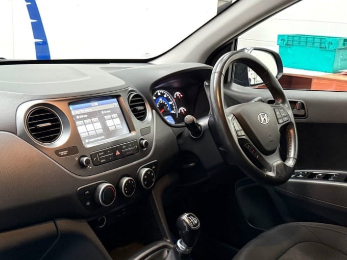 2025 Hyundai I10