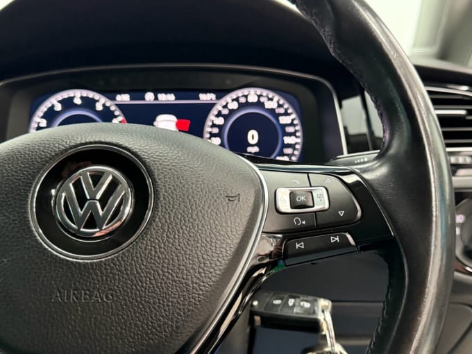 2025 Volkswagen Golf