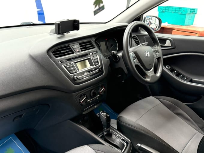 2025 Hyundai I20