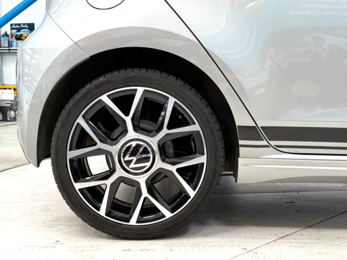 2025 Volkswagen Up!
