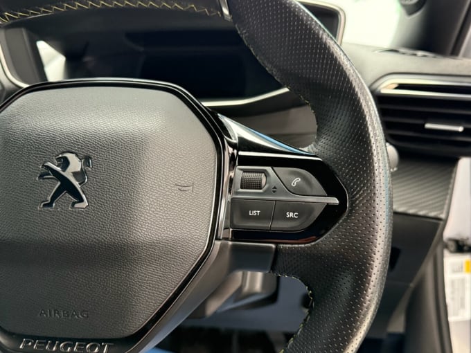 2025 Peugeot E-2008