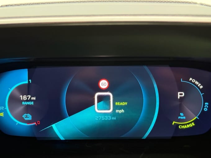 2025 Peugeot E-2008