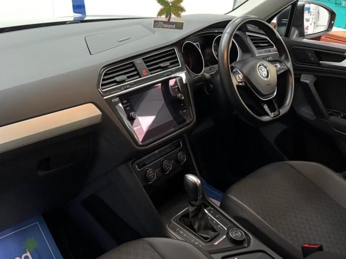 2025 Volkswagen Tiguan