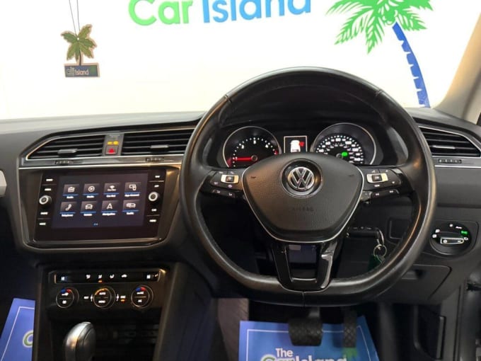 2025 Volkswagen Tiguan