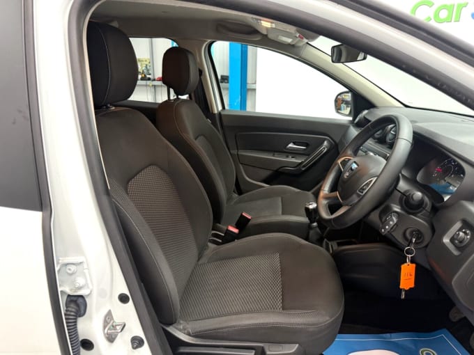 2025 Dacia Duster