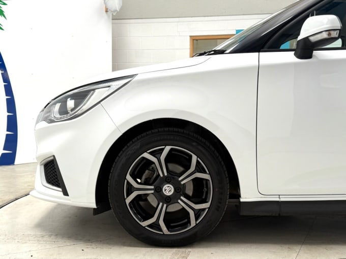 2025 Mg Mg3