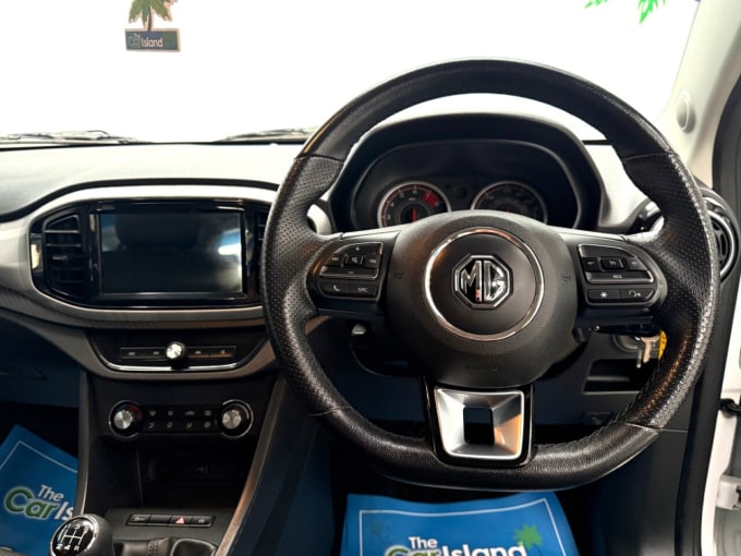2025 Mg Mg3