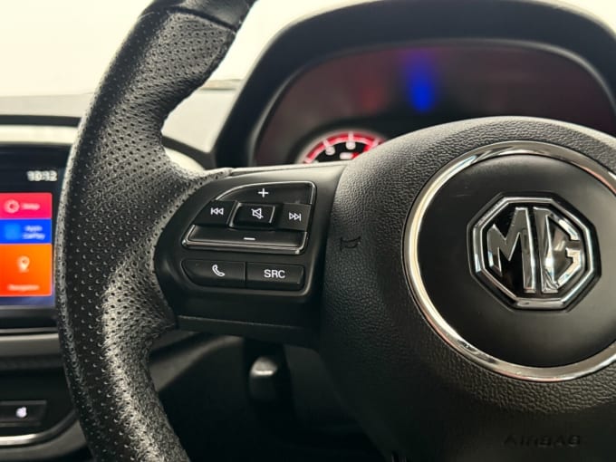 2025 Mg Mg3