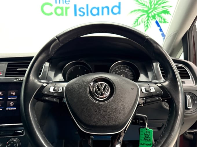 2025 Volkswagen Golf