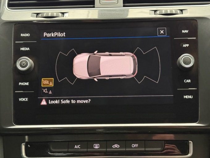 2025 Volkswagen Golf