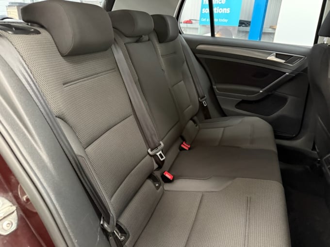 2025 Volkswagen Golf