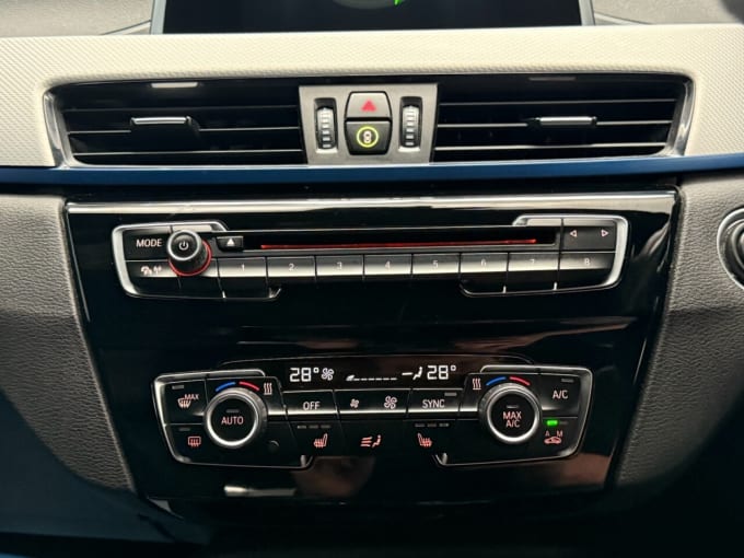 2025 BMW X1
