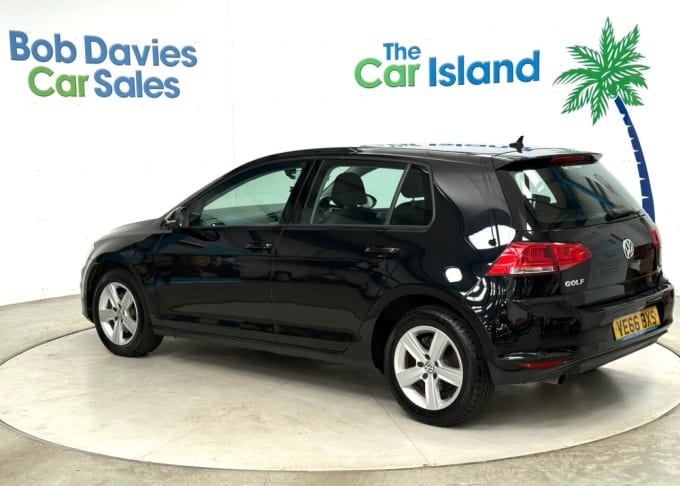 2016 Volkswagen Golf