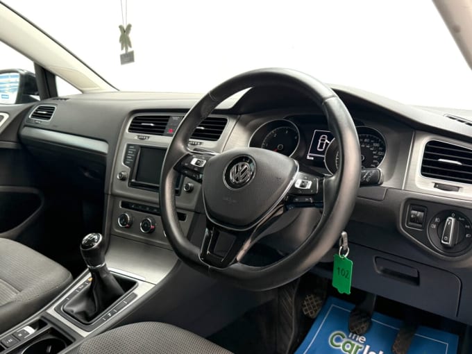 2016 Volkswagen Golf