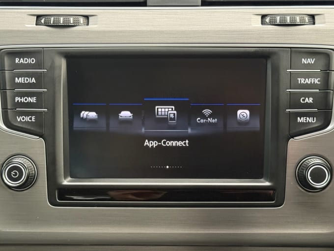 2016 Volkswagen Golf
