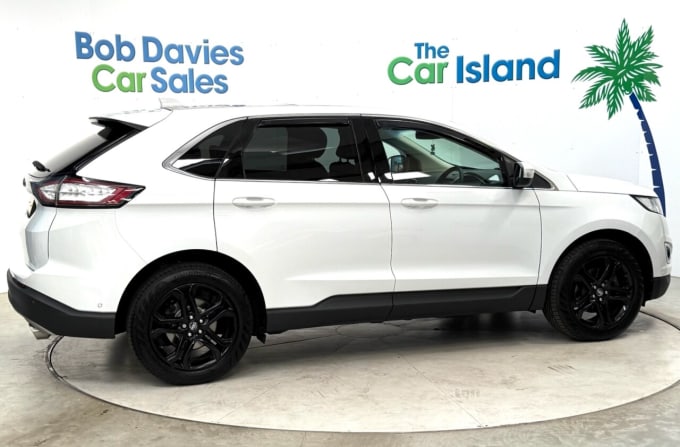 2025 Ford Edge