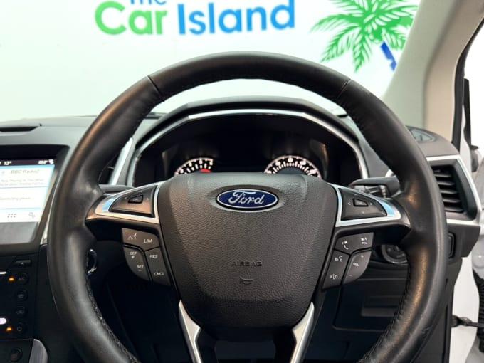 2025 Ford Edge